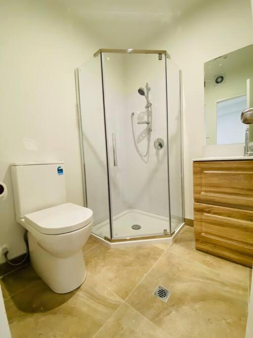 Otahuhu Town Centre Brand New Apartment 8B Auckland Exteriér fotografie